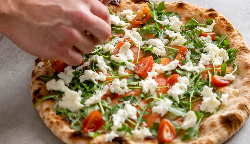 Mozzarella je sýrová pochoutka s bohatou historií